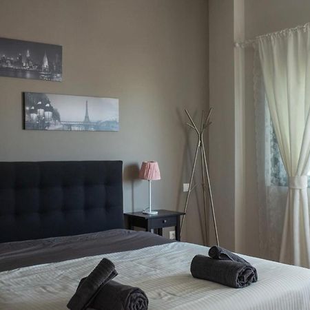 Ferienwohnung Minimal Brand New Loft Next To Subway Athen Exterior foto